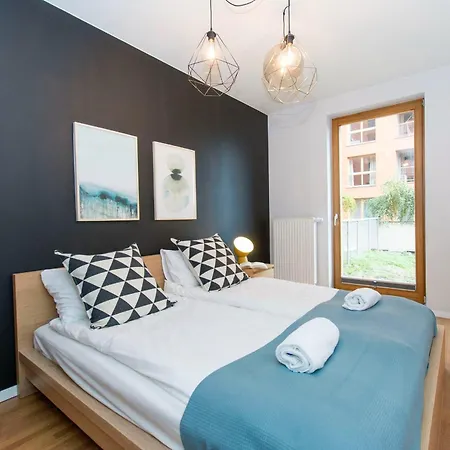 Apartment Center - Aura By Apartmore