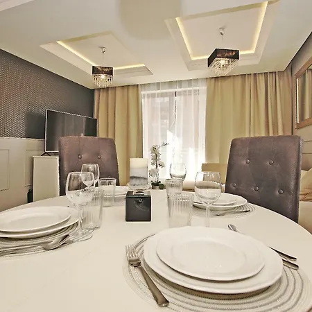 Center - Aura By Apartmore Lägenhet *