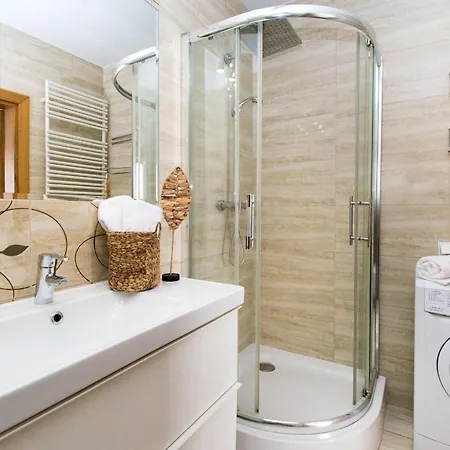 Apartament Center - Aura By Apartmore Gdańsk